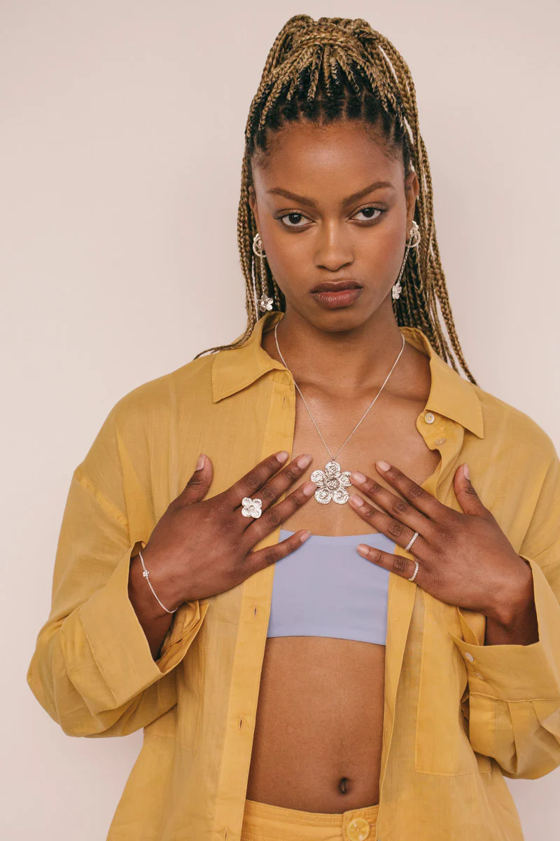 Big Flower Ring Silver - Image 3