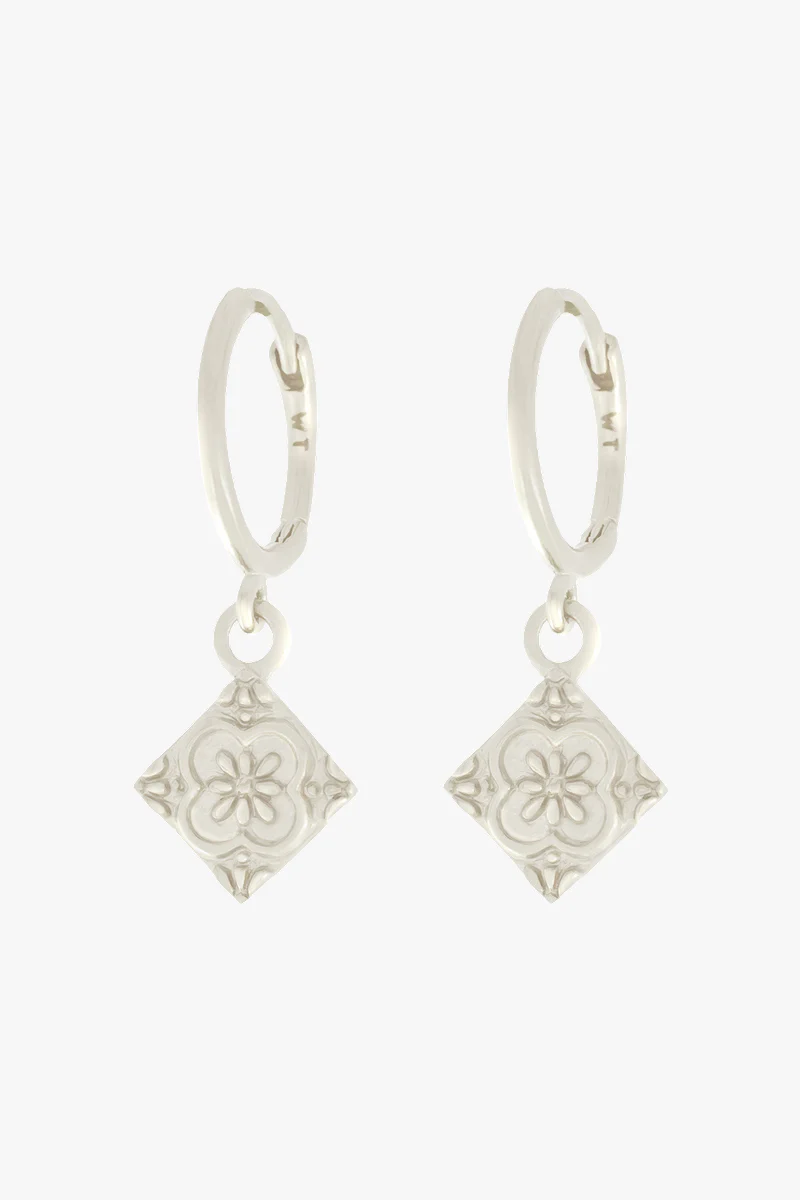 Flora Tile Hoop Earring Silver - Image 3