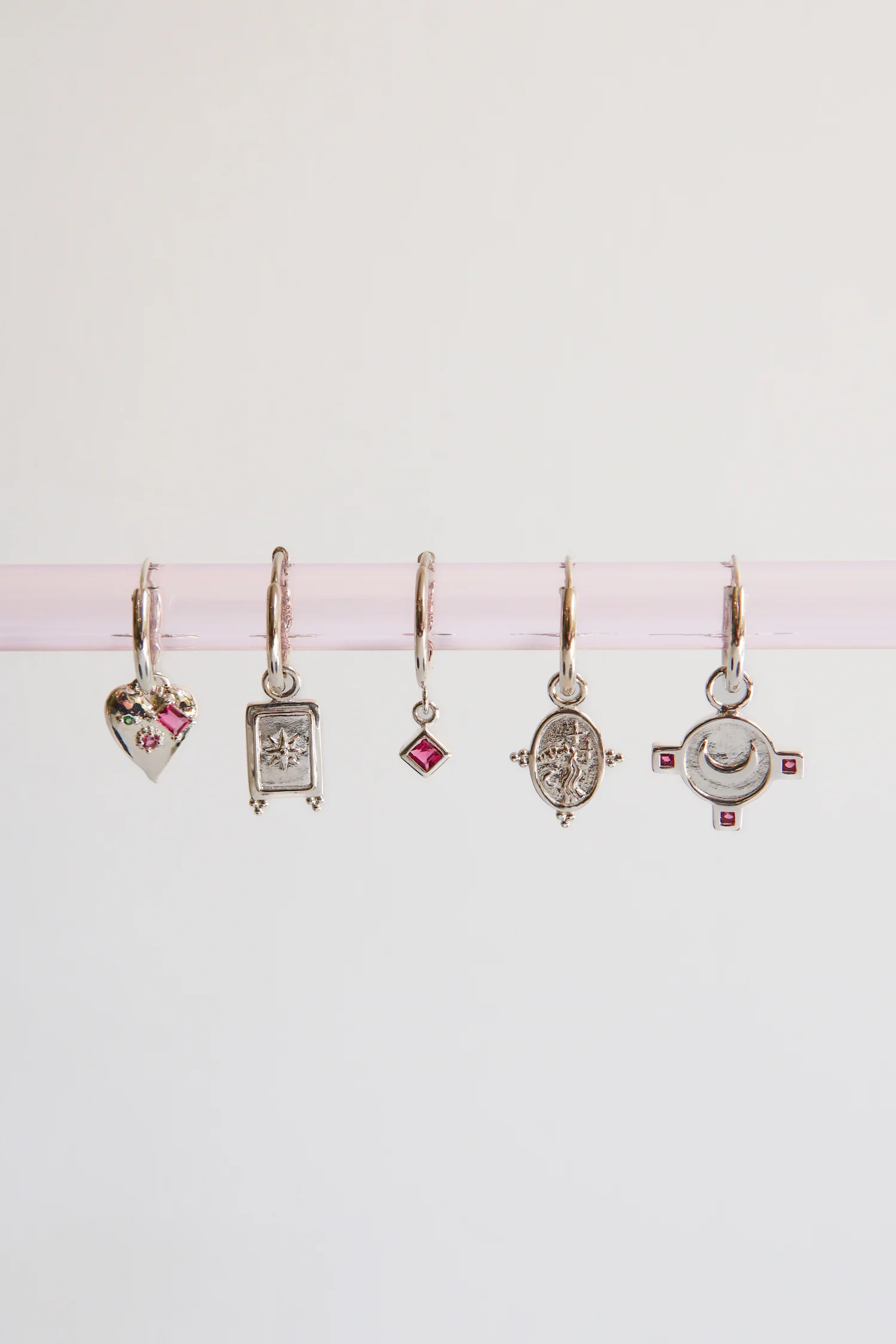 Fuchsia diamond hoop silver - Image 3