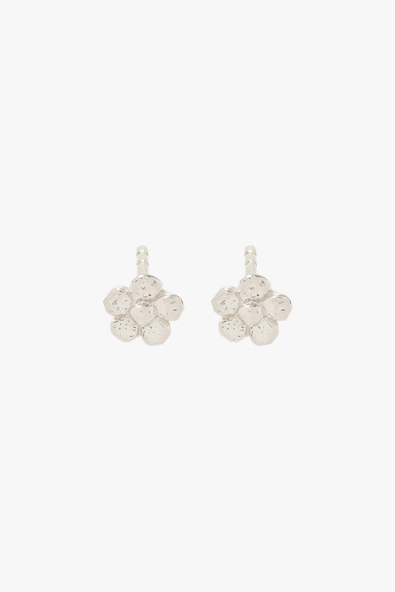 Hammered Flower Stud Silver - Image 3