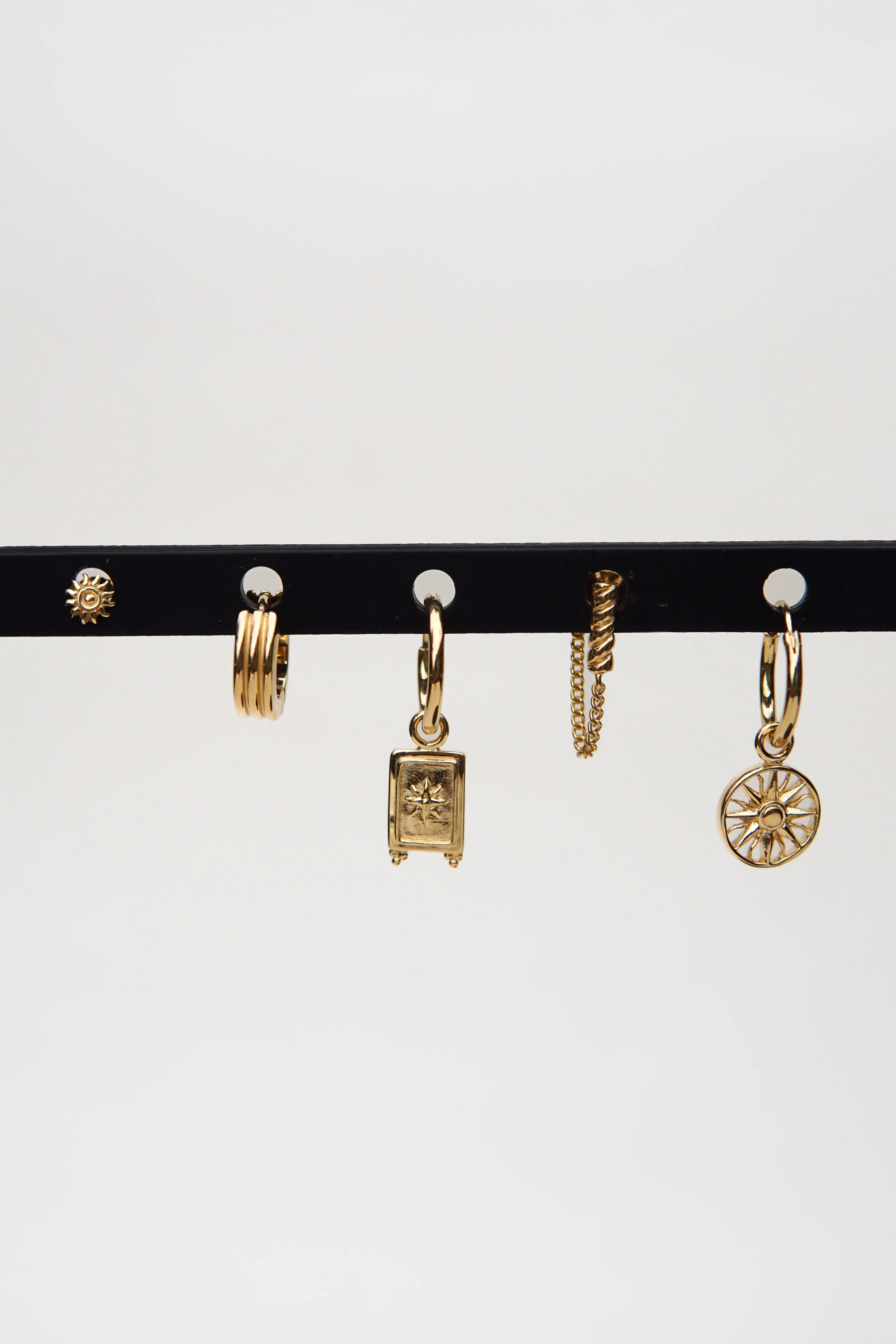 Helios stud gold plated - Image 3