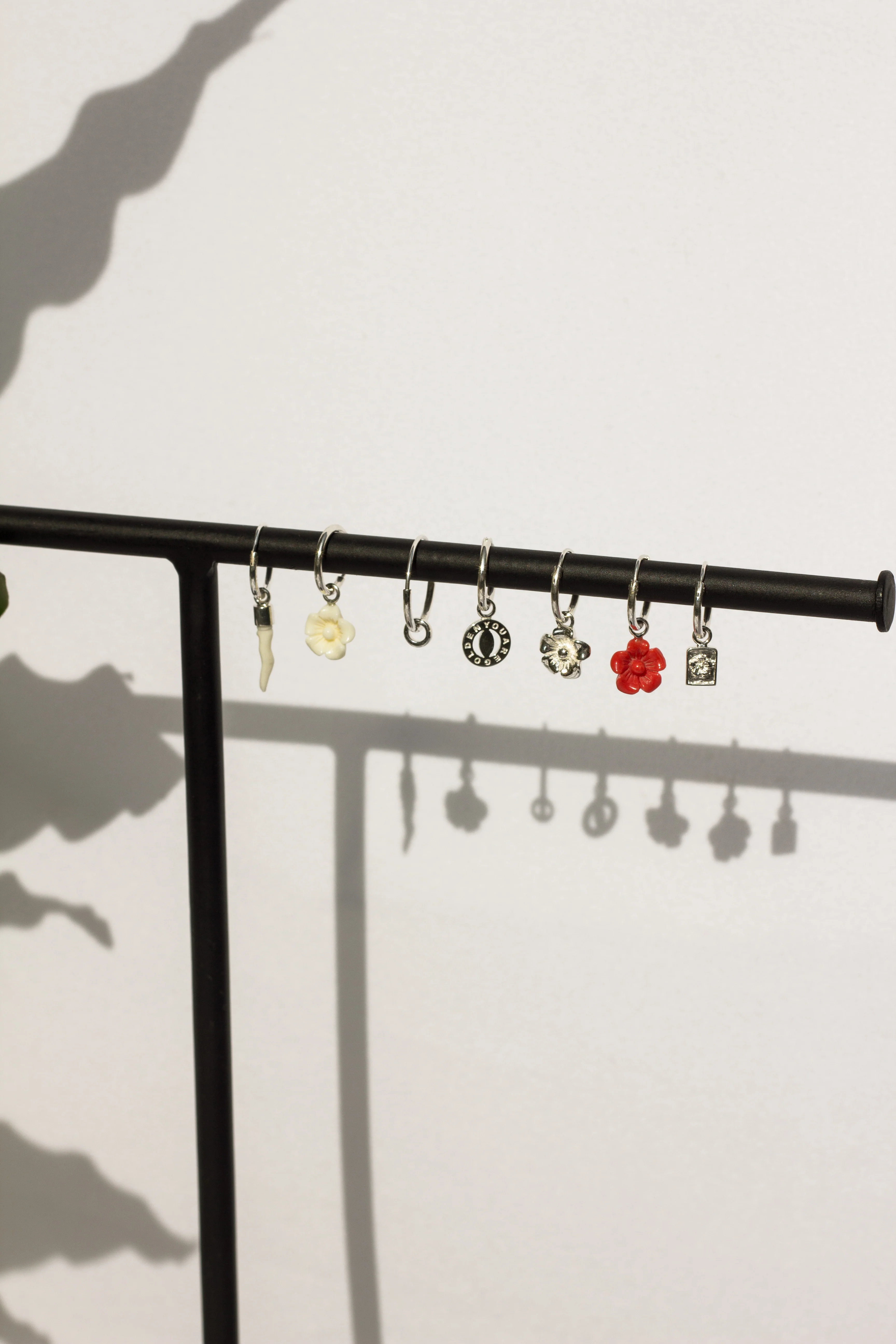 Ivory color earring silver - Image 4