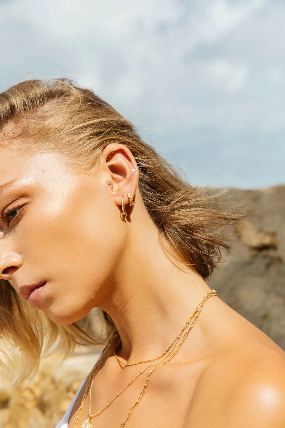 Kissed by the sun stud gold plated - Image 5