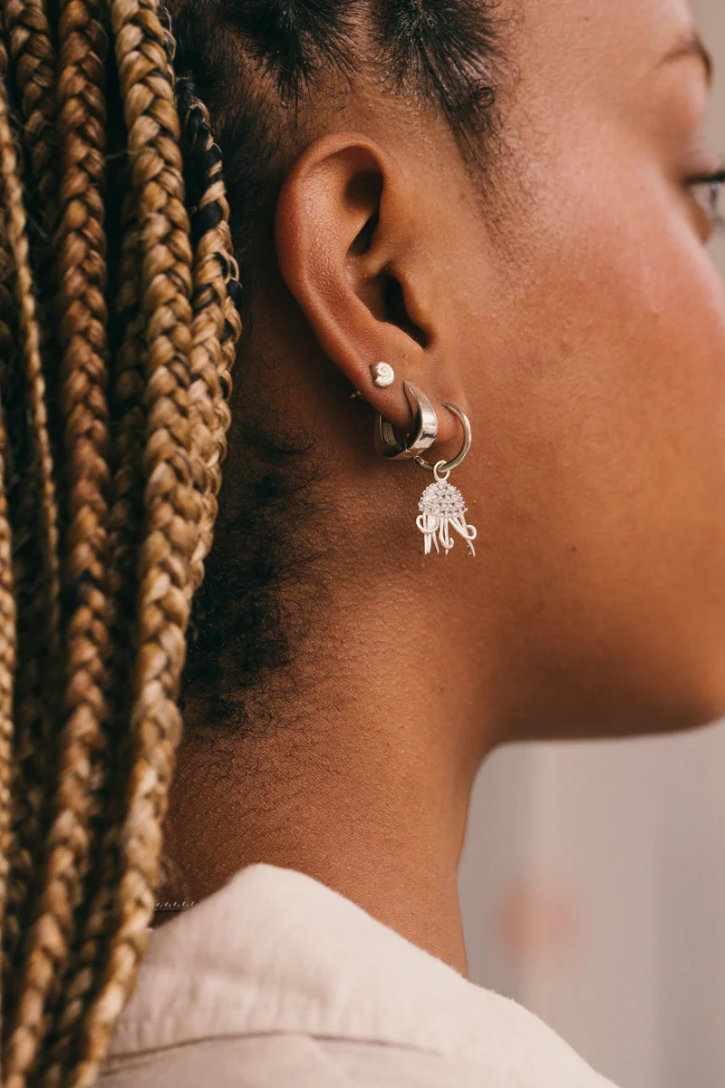 Medusa Hoop Earring Silver - Image 4