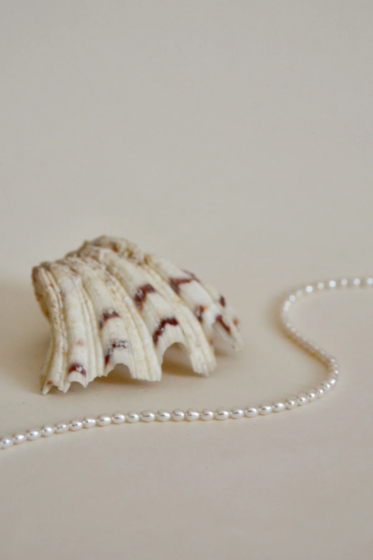 Pearl belly chain gold plated - Image 3