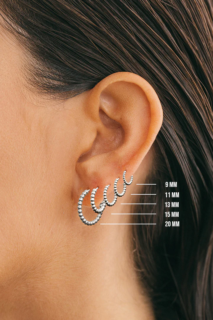 Small dots hoop silver (11mm) - Image 5