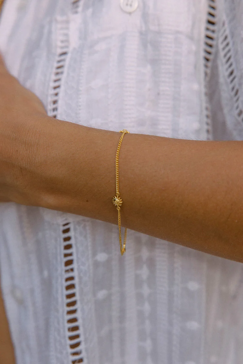 Sun Rays Bracelet Gold Plated - Image 7