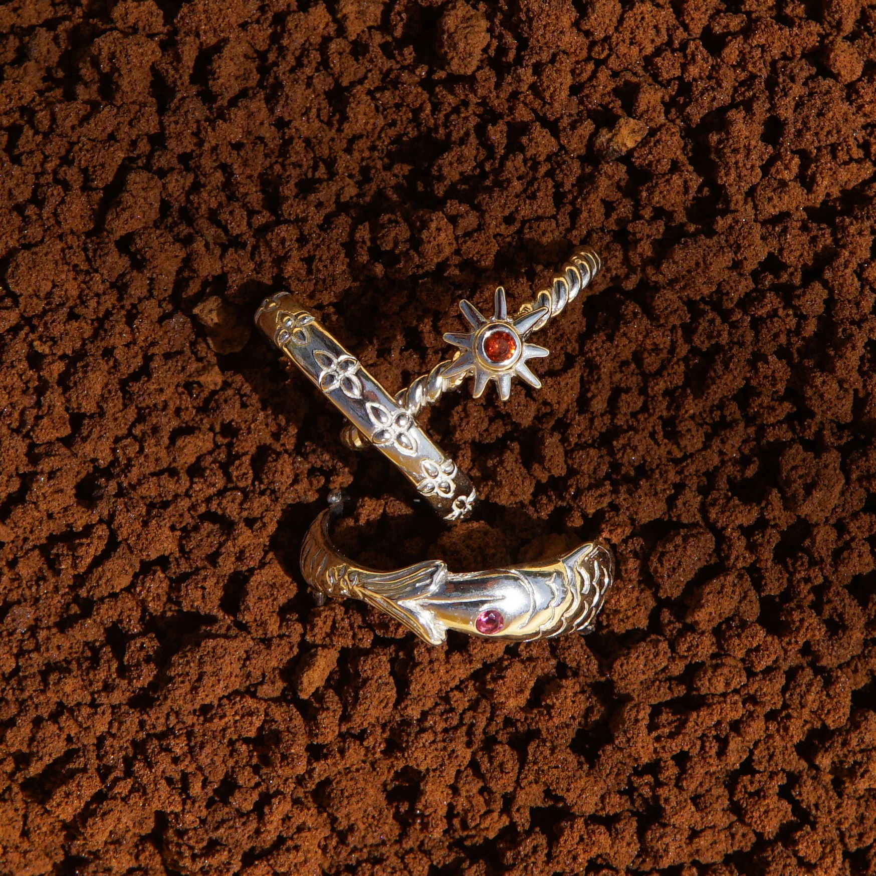 Twisting Sunshine Ring Silver - Image 4